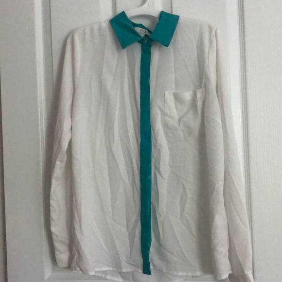 Forever 21 Tops - White blouse